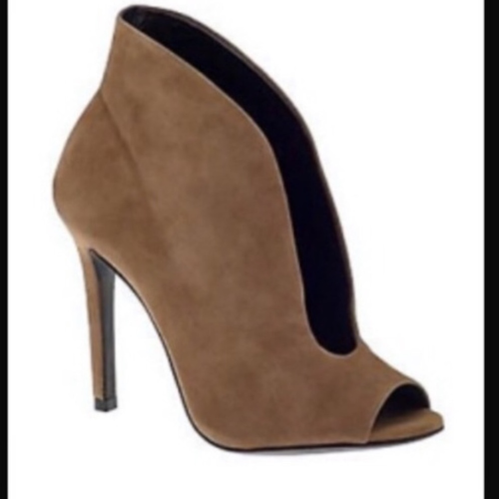 Schutz Noire Nubuck Bootie in Taupe